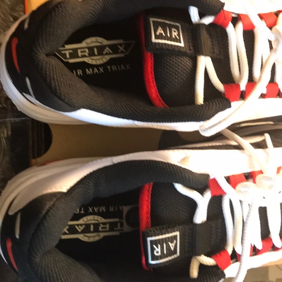 NIKE AIR MAX TRIAX - Picture 6 of 7